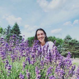 Meet your Posher, Liana